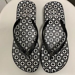 Tory Burch Shoes - Tory Burch 8 Tory Burch Shoes - Tory Burch 8
